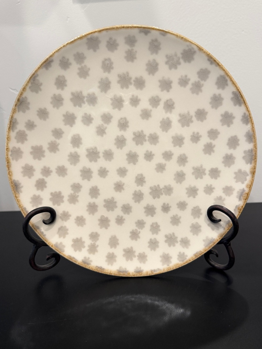 Viva by Vietri Earth Pattern 9 inch Salad Plate with Gray Floral Motif